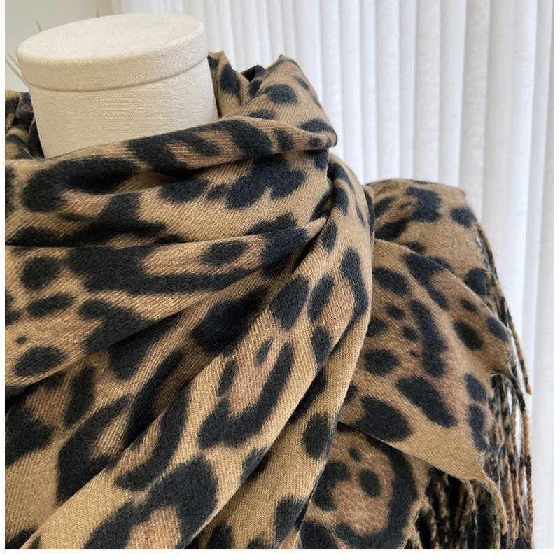 Designer Scarf Imitation Cashmere Leopard Print Scarf For Women Thickened Printed Tassel Shawl High Quality Neck Warmer Large Blanket Scarves For Autu - view 6