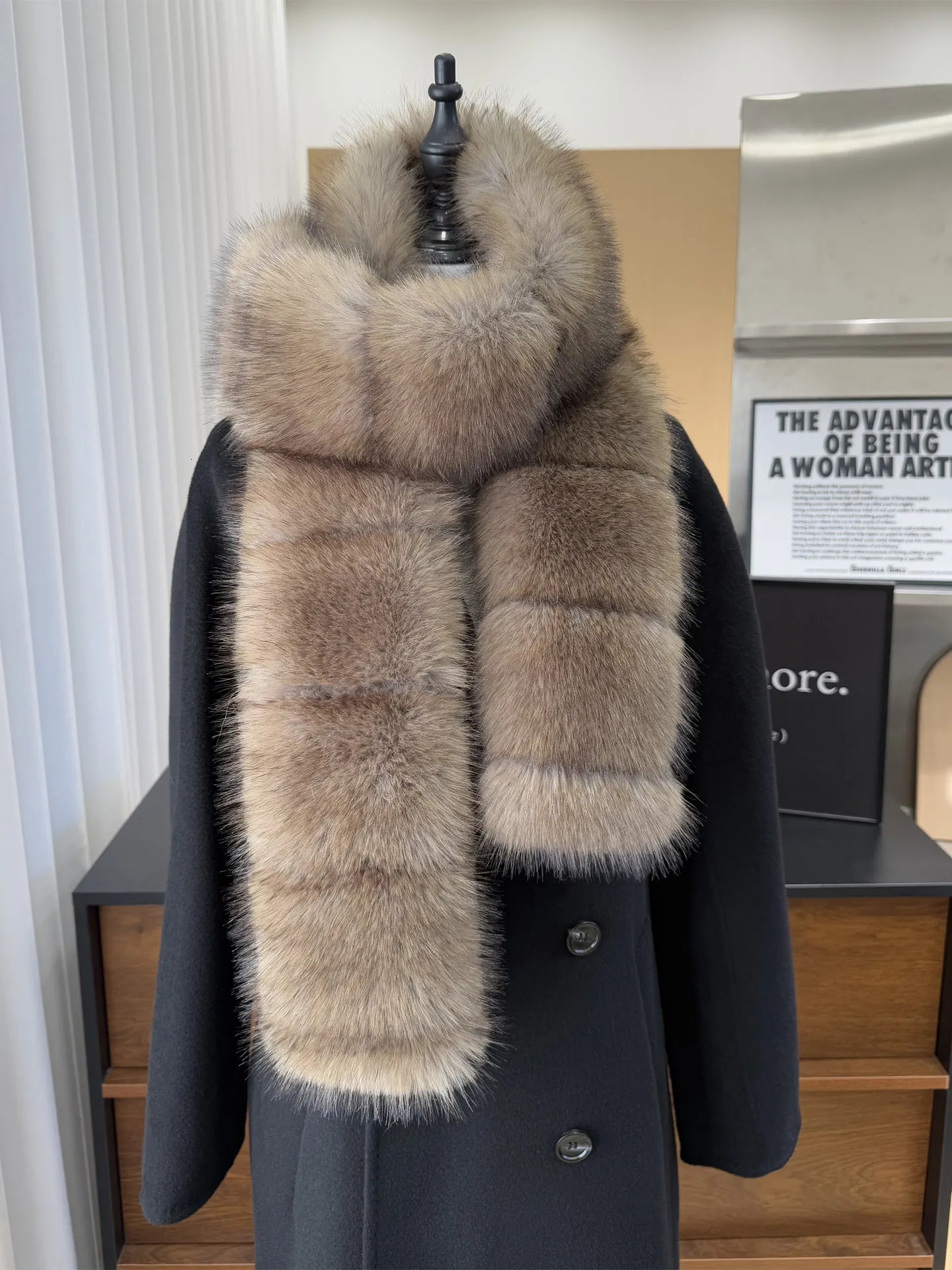 Thick Scarf Fashionable Plush Long Strip Scarf Womens Mink Fur Y2K Girl Scarf for Warm Ladies Faux Raccoon Fur Scarf 260825 - view 3
