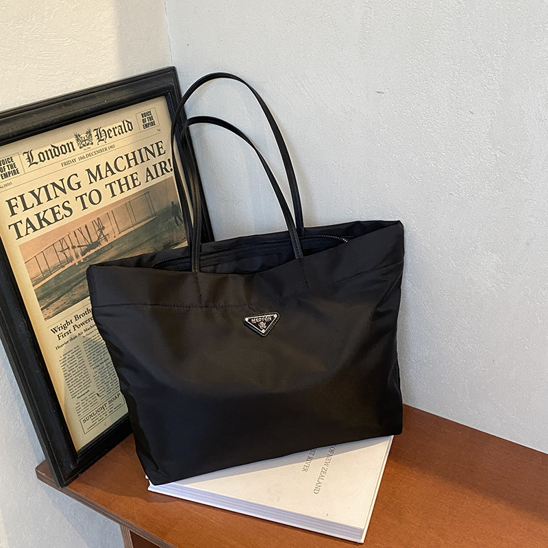 Designer bag New Tote Female College Students, Crossbody for Class, Work Commute Shoulder Nylon Cloth Bag, Cotton Padded Large Bag - view 5