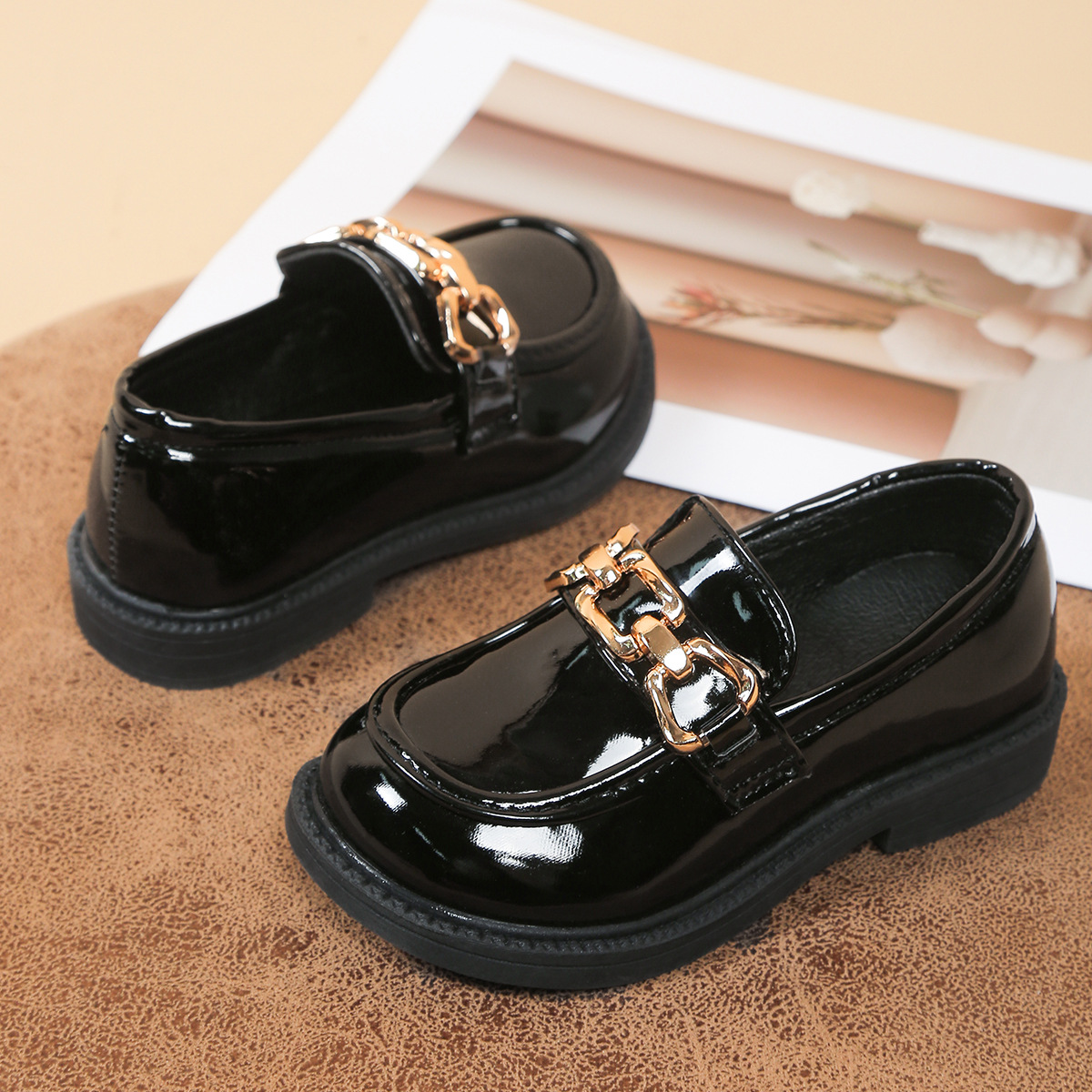 new Free shipping luxury Childrens shoes Fashionable and minimalist children's retro shoes new comfortable single shoes - view 3