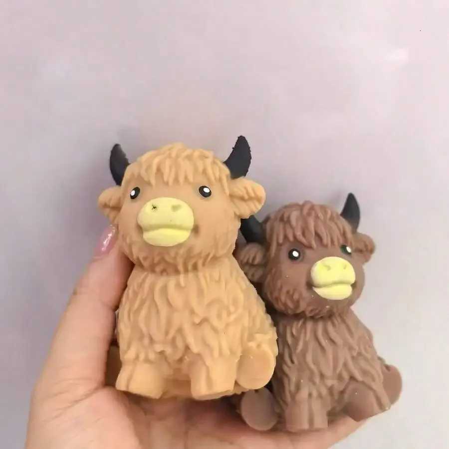 Scottish Highland Cow Squishy Slow Rebound Anxiety Relief Fidget Toy Squishy Toys Juegos Para Nios Cheese Squishy X260826 - view 3