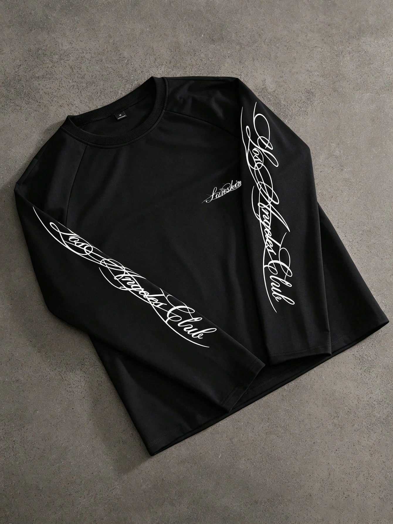 West Coast Streetwear Black Raglan Long Sleeve Tee Big Cursive Print On Both Sleeves Crew Neck Top X260827