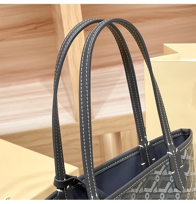 TOCCH Handheld tote bag for women, 2025 new style, fashionable summer large capacity crossbody basket bag - view 9