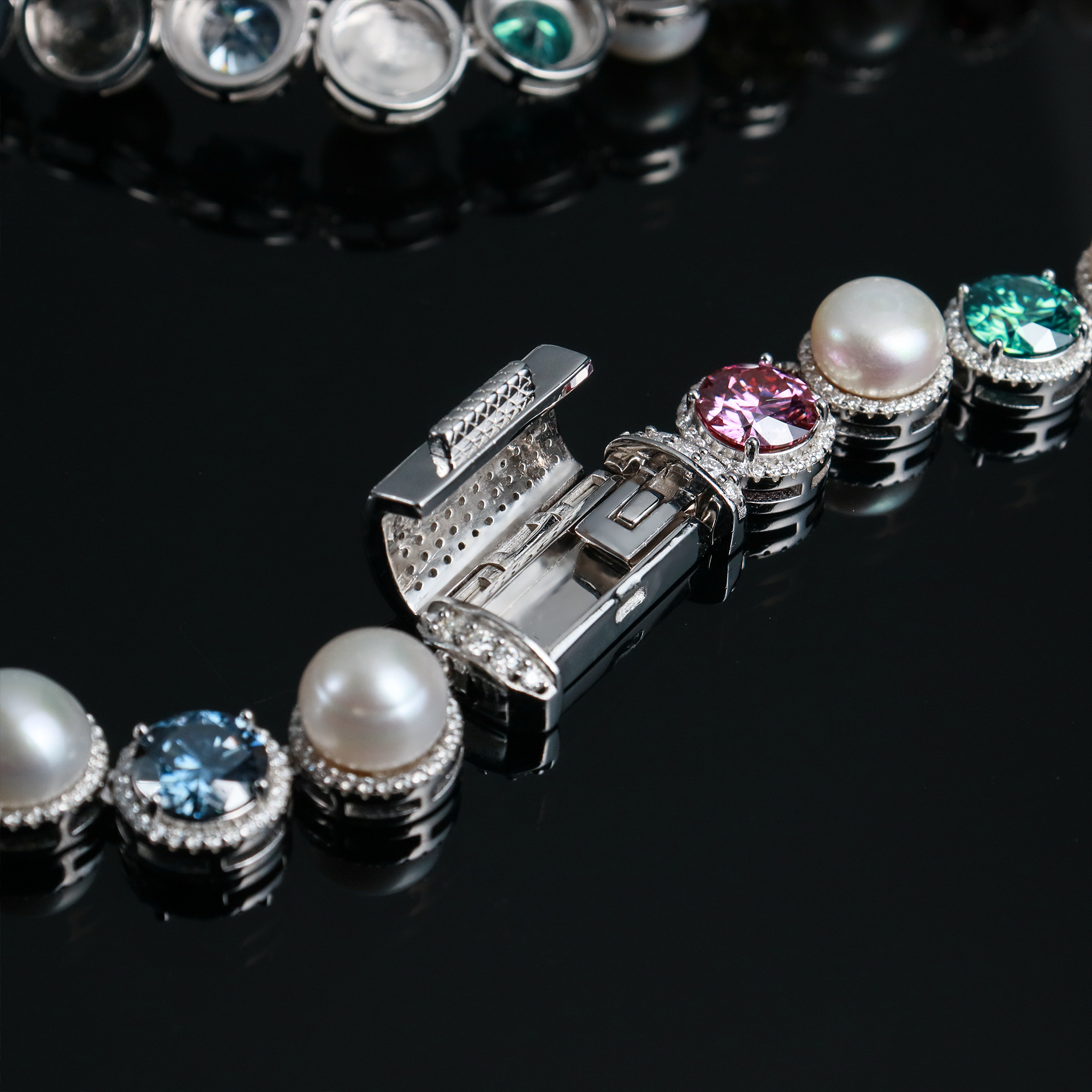 Pearl Series 925 Sterling Silver Mixed Colored VVS Moissanite Gemstone Freshwater Pearl Cluster Halo Tennis Chain Necklace - view 4