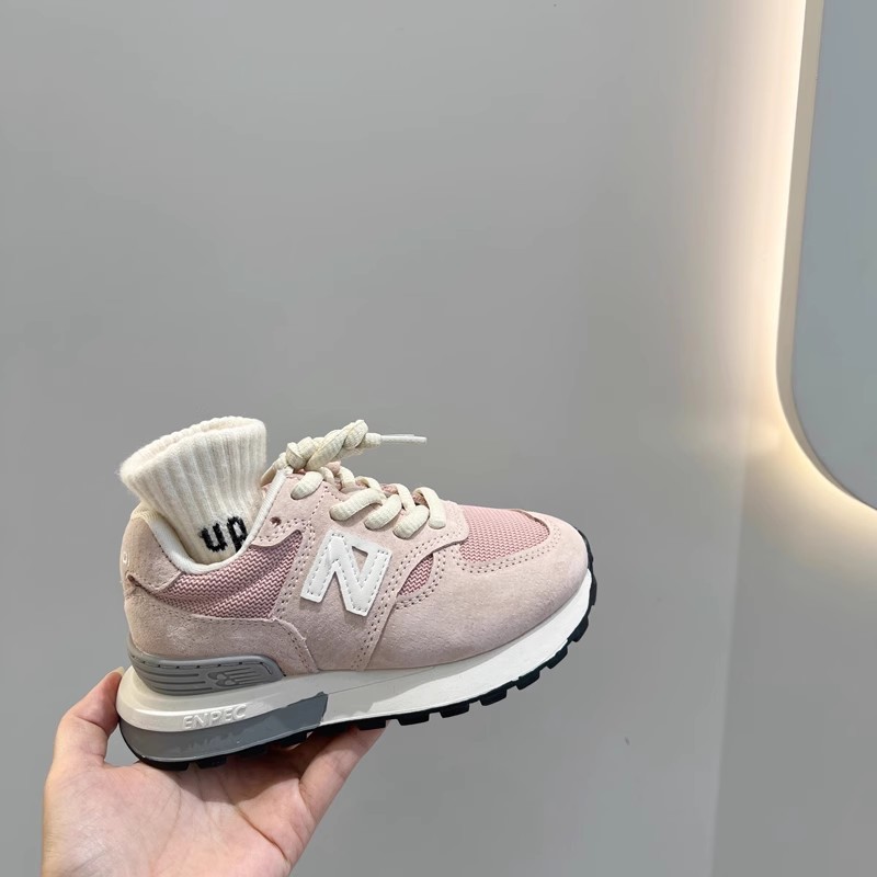 Designer 2026 Autumn Hot Casual Children's Running Shoes Lightweight Soft Bottom Student Outdoor Sports Shoes - view 5