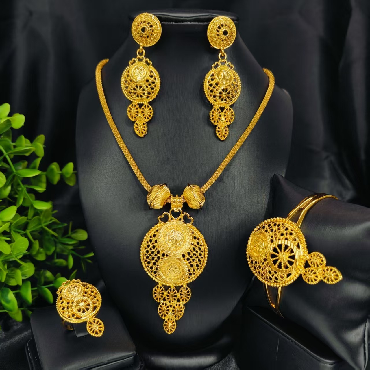 gold jewelry set with nine bead cuffs bracelets necklace African Dubai pendant earrings fashionable Italian jewelry241105 - view 4