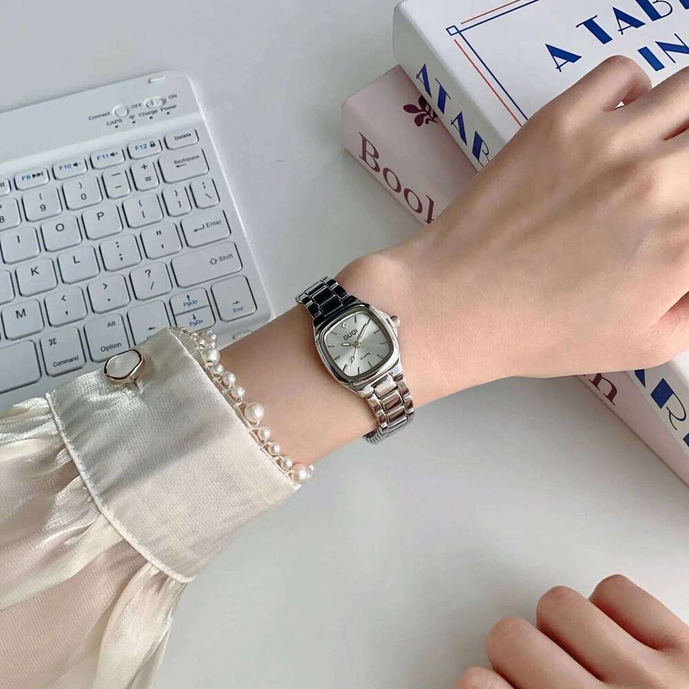 Fashion Ladies Quartz Wrist Gold Alloy StrapSimple Square Dial Women's es Reloj Mujer Girls Clock Gift Montre femme H260228