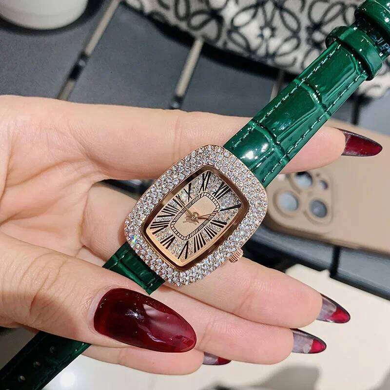 1pc-Fashion Leather Strap Women's Quartz Christmas Valentine's Day Gift H260228