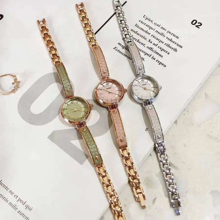 Versatile Fashion Small Dial Quartz for Women Casual Ladies Wrist Elegant Compact and Delicate Fashionable New H260228