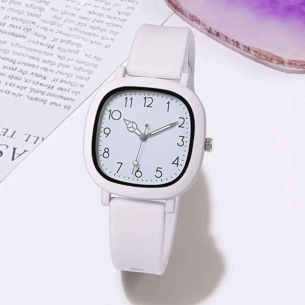New Fashion Wrist Original Brand Women's es Simplicity Ladies Causal Silicone Strap Quartz Clock Gift H260228