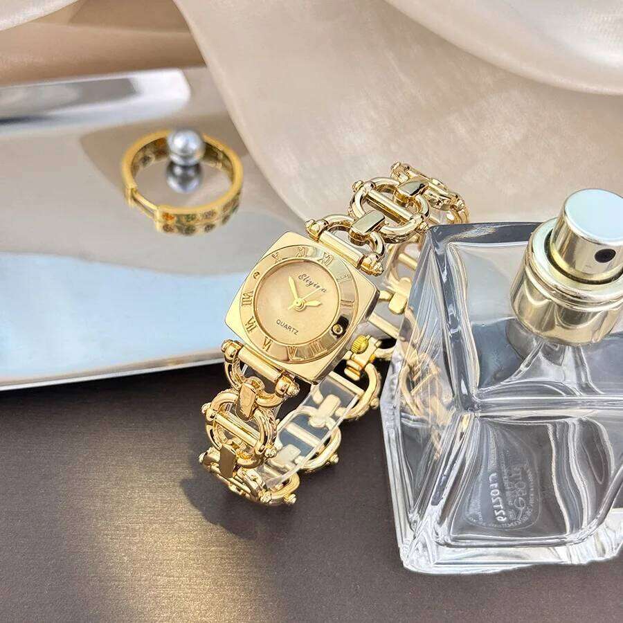 Square Roman scale hollowed out number women's H260228