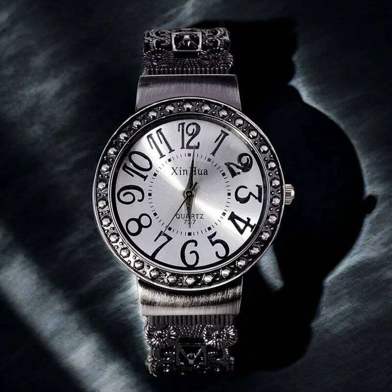Vintage Women Black Quartz Wrist Unisex Special Antique Clock Elegant Casual Steel Female Mujer Bangle Reloj H260228