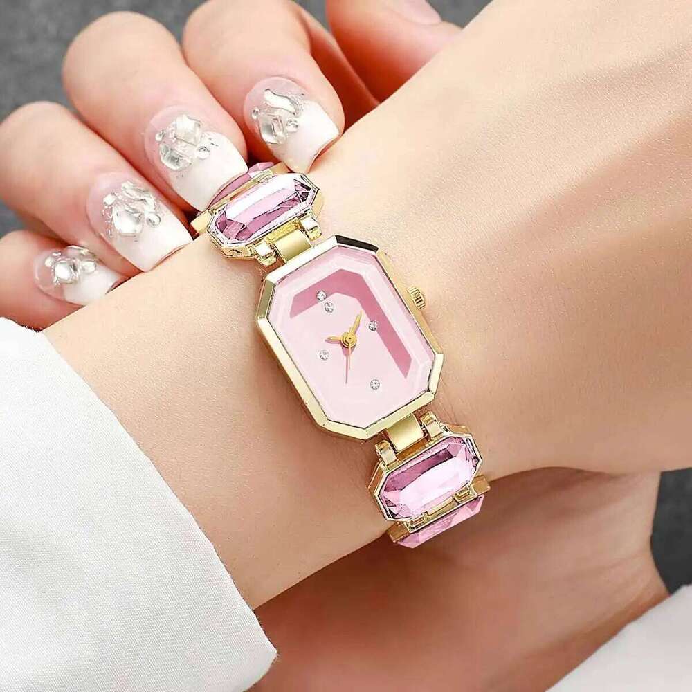 Elegant Women's Fashion Rectangle Dial Ladies Quartz Wrist es Girls Clock Reloj HombreWithout Box H260228