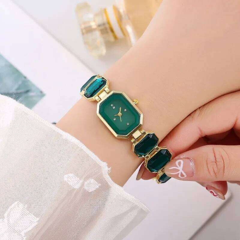 , Small Sugar Cube Fashion Square Ladies Quartz H260228