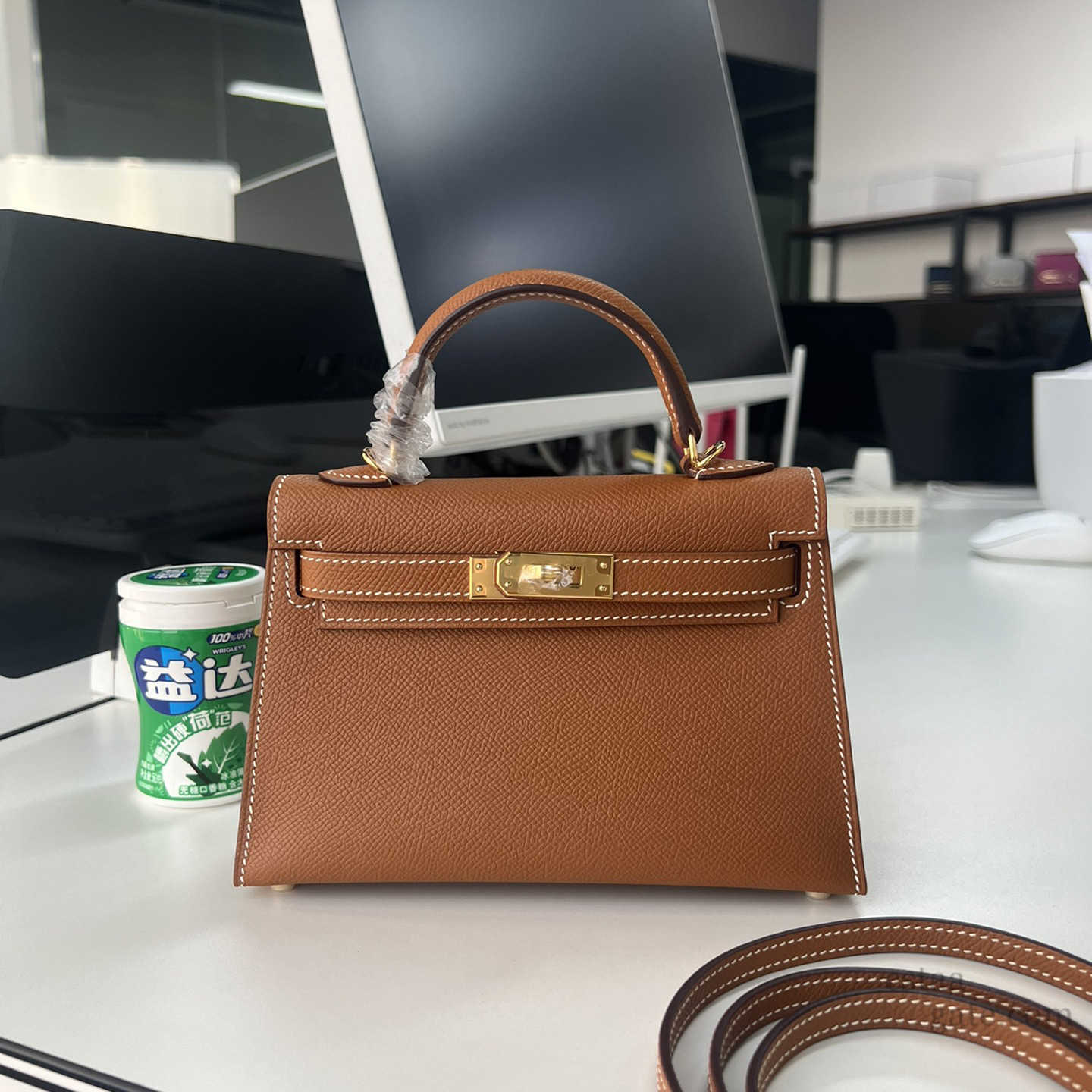 10A designer bag mini bag shoulder bag handbags women classic crossbody bag genuine leather with lock and key high quality Litchi clutch bag Gold Silver metal Tote bag