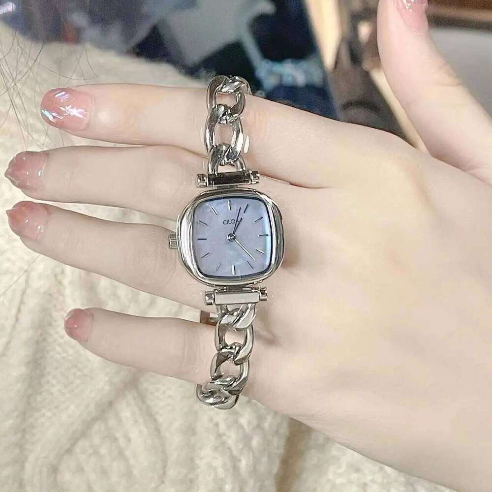 CILOA Women's Niche -Style Elegant Fashionable Quartz Waterproof H260228