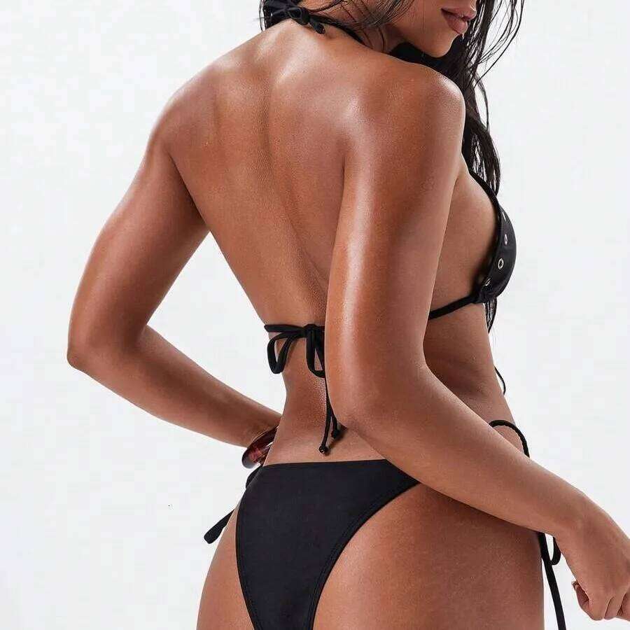 2025 Summer Sexy New Solid Color Buckle Hollow Design Women's Nightclub Wind Beach Vacation Style Ins Bikini Z260301