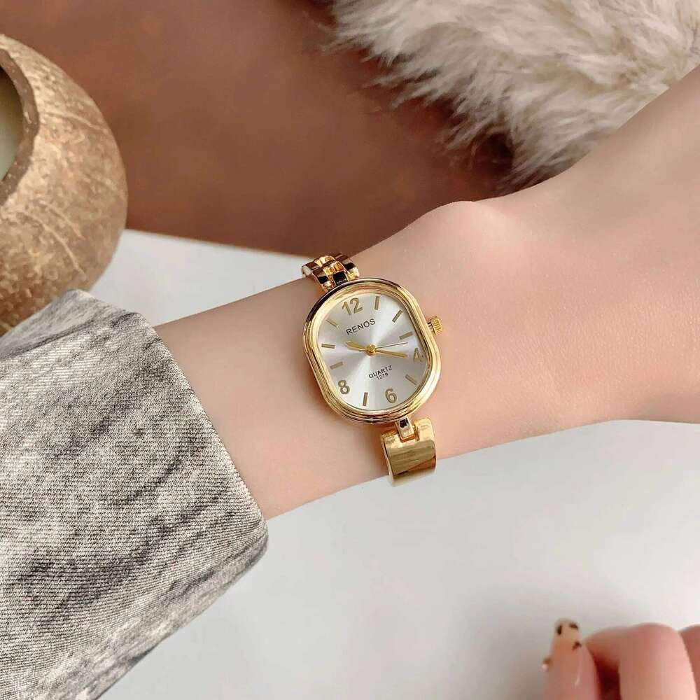 Women's Oval Gold Simple & Fashionable Quartz , Suitable for Daily Wear and Decoration H260228