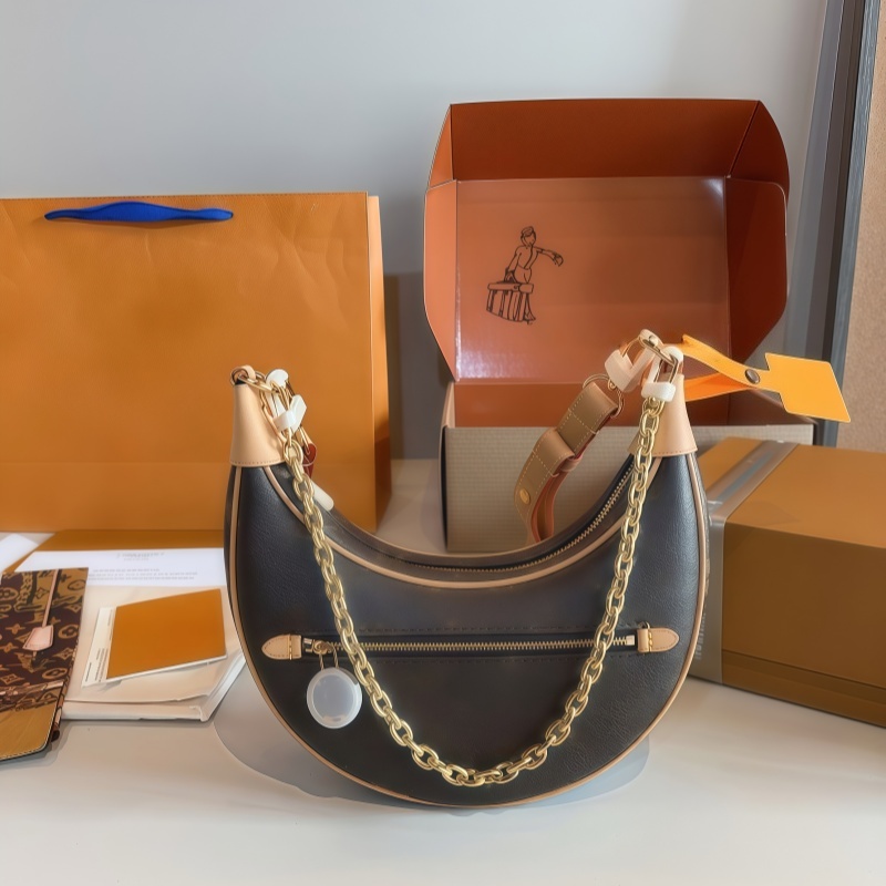 Designer Half Moon Shoulder Bag with Metal Chain Women Luxury brand Loop Hobo Underarm Purse Fashion Lady crossbody Handbags