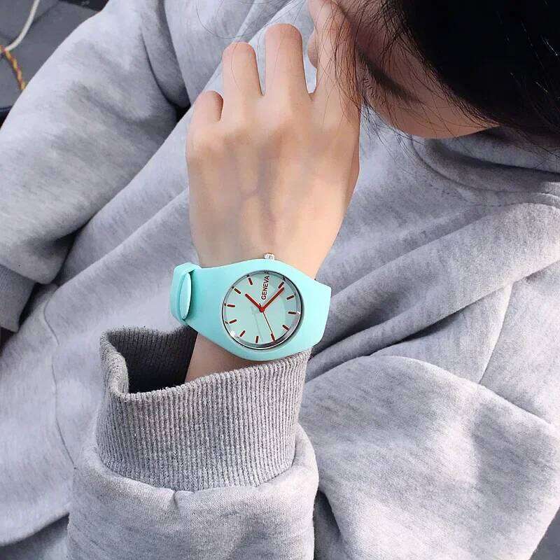 Men Women Cream Color Ultra-thin Fashion Gift Silicone Strap Leisure Geneva Sport Wrist Women's Jelly es H260228