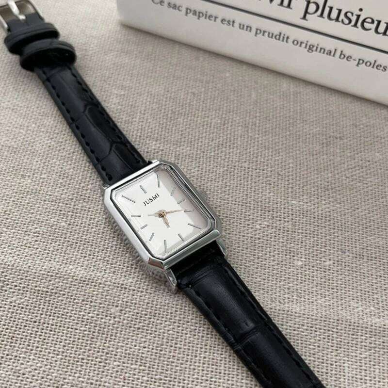 Ladies , temperament retro Roman blue needle scale design simple fashion quartz H260228