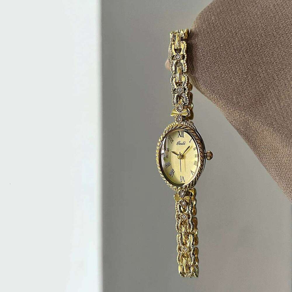 Gold For Women and Exquisite High Aesthetic Value Waterproof Versatile Ladies Fashion Quartz Wristes H260228