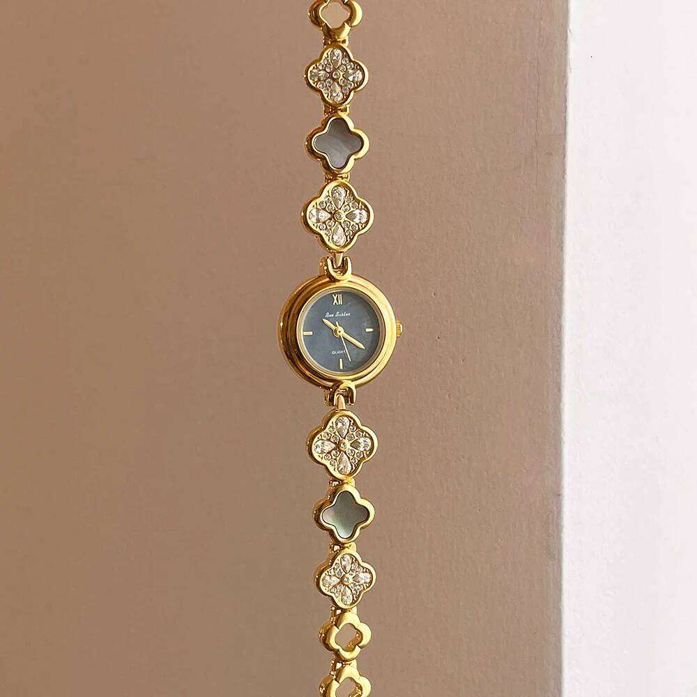Elegant Blue shell Dial Women's es Fashion Gold Ladies Diamond Floral 2026 Quartz Wristes Gift H260228