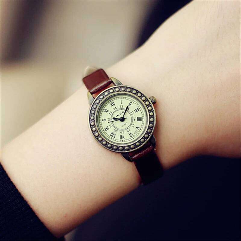 Vintage women slim PU leather Roman scale quartz H260228