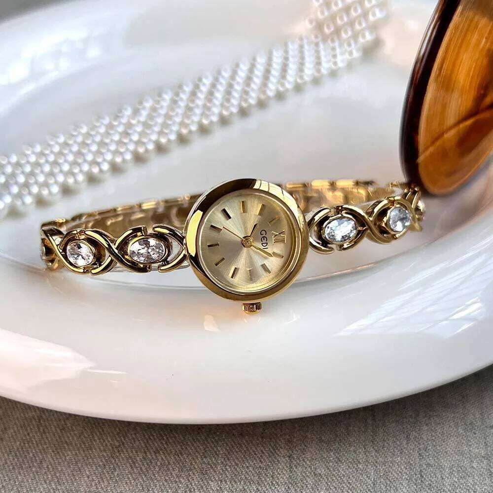 GEDI NEW Quartz Niche Design Exquisite Diamond-Studded Women's Ladies Dress Gifts H260228