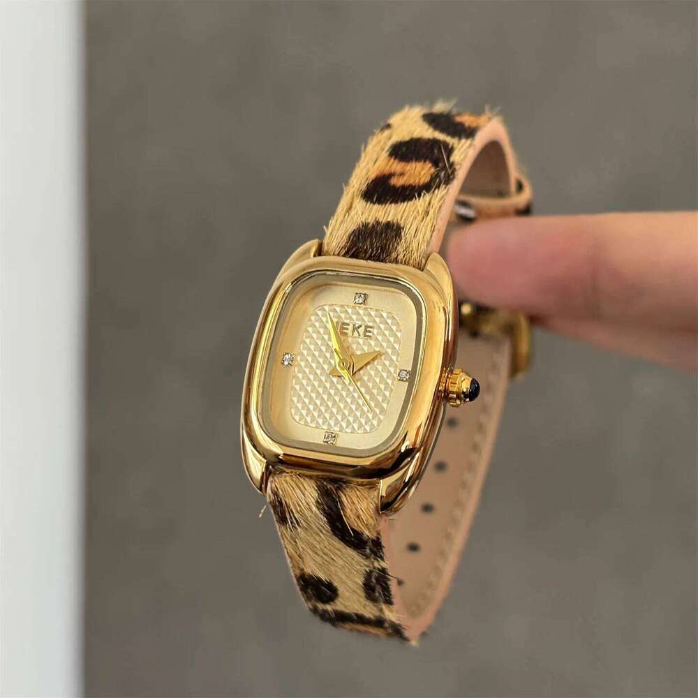 IEKE Antique Style Leopard Print Leather Strap for Women in Niche Design Delicate Quartz Light Temperament H260228