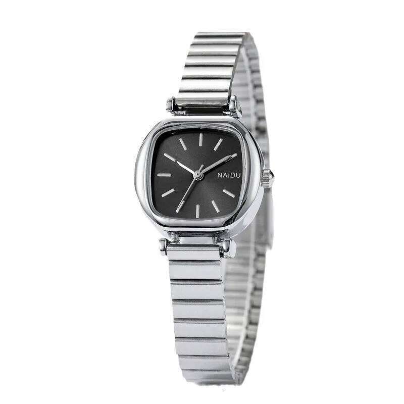Women's square small plate bamboo strap , fashionable and simple quartz H260228