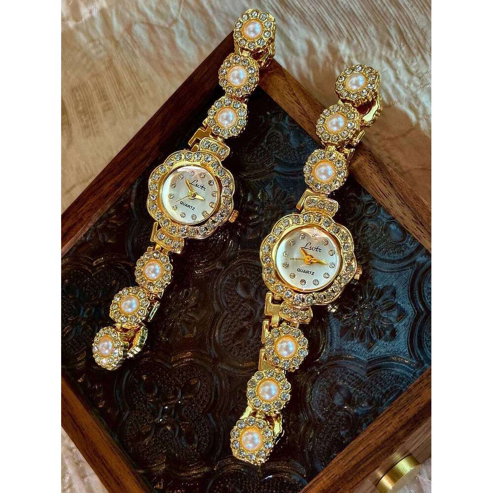 1 Piece of New Exquisite Compact French Fashionable Elegant Women's with Pearl Strap Dazzling Rhinestones, 30m Waterproof Round Quartz , Suitable