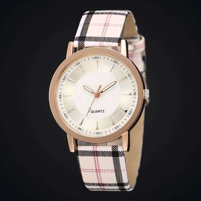 New Fashion Women Simple Vintage Plaid Leather Strap Quartz Wristes Dress Casual Ladies Clcok Relogio Feminino H260228