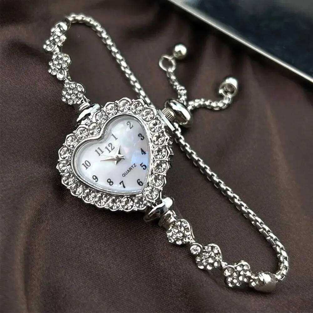 1 pcs New Stainless Steel Heart Shaped Quartz es with Adjustable Exquisite Women's Wrist Decoration H260228