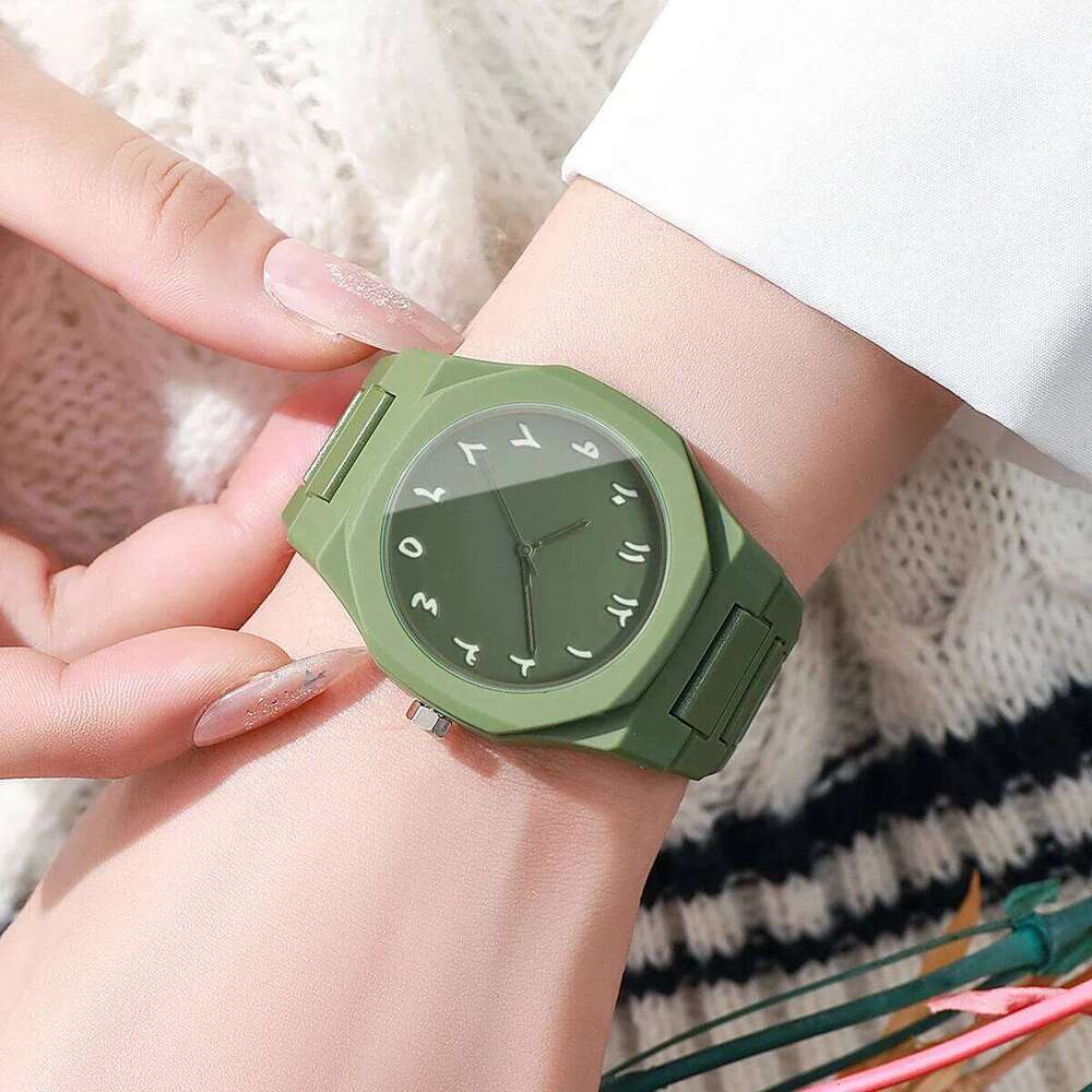 Fashion Plastic Strap Quartz Casual Women es Reloj Mujer Girls Clock Gift No Box H260228
