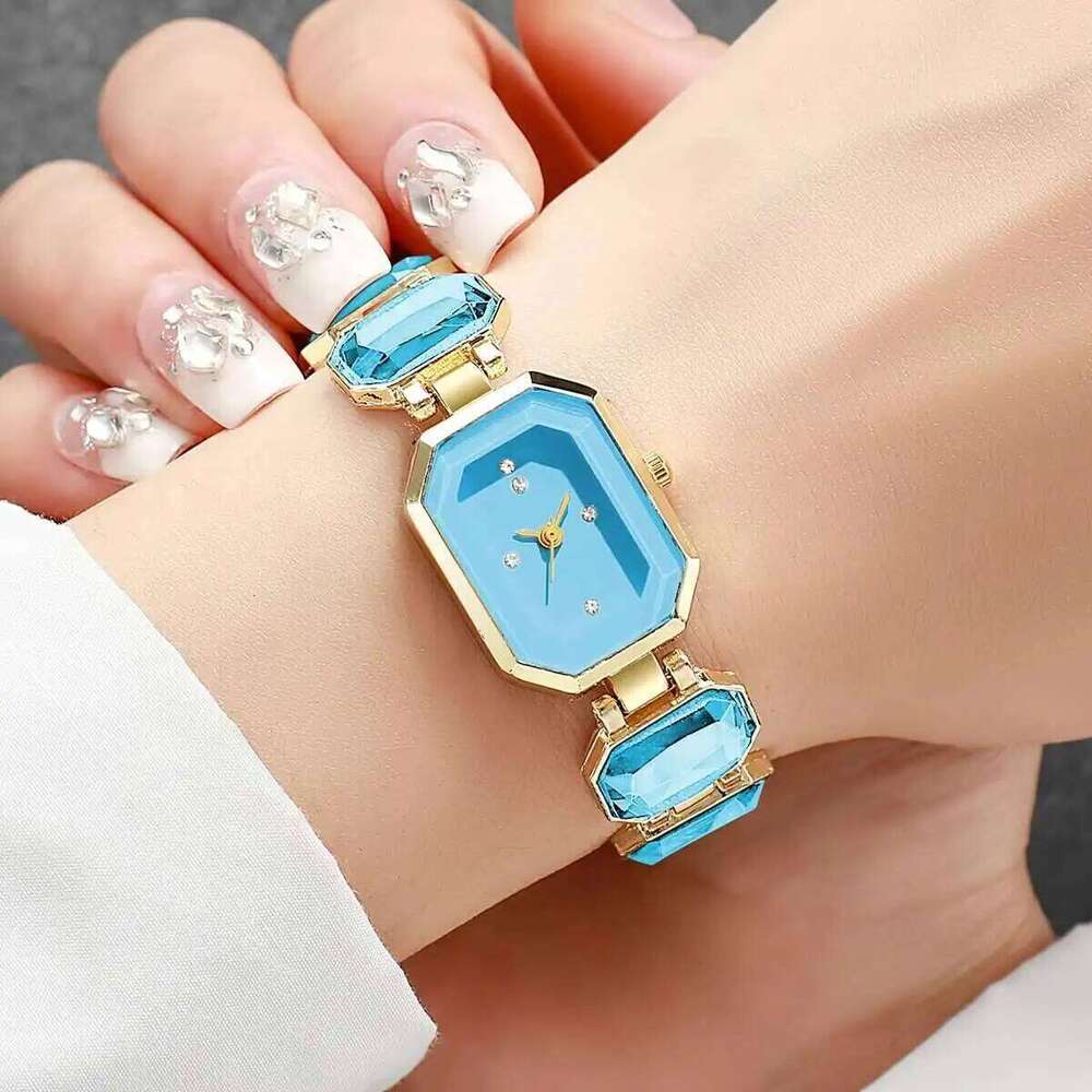 Elegant Women's Fashion Rectangle Dial Ladies Quartz Wrist es Girls Clock Reloj HombreWithout Box H260228