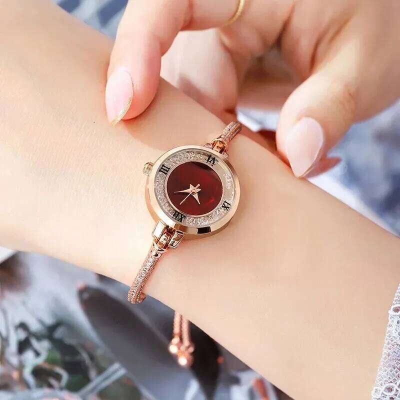 2024 Fashion Women's Gold Small Dial Elegant New Cute Women Steel Quartz Wrist H260228