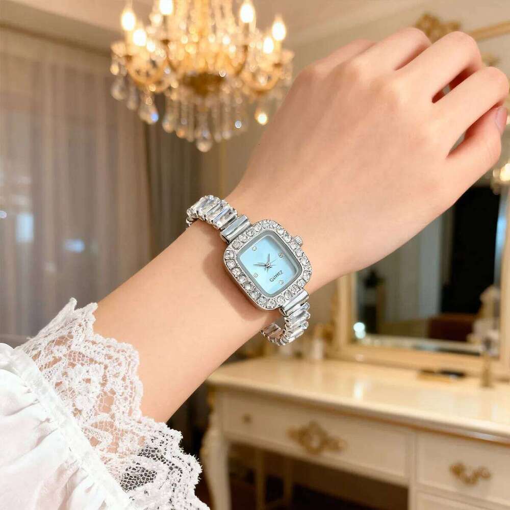 1pc-Ladies' Flexible with Diamond Square Alloy Case, Rhinestone Scale, Simple Dial Quartz H260228