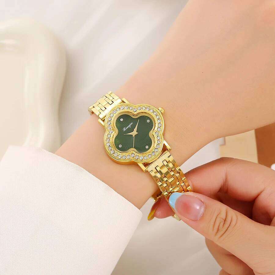 New four-leaf clover hand chain with diamond leisure quartz women's wrist for students in summer graduation season. H260228