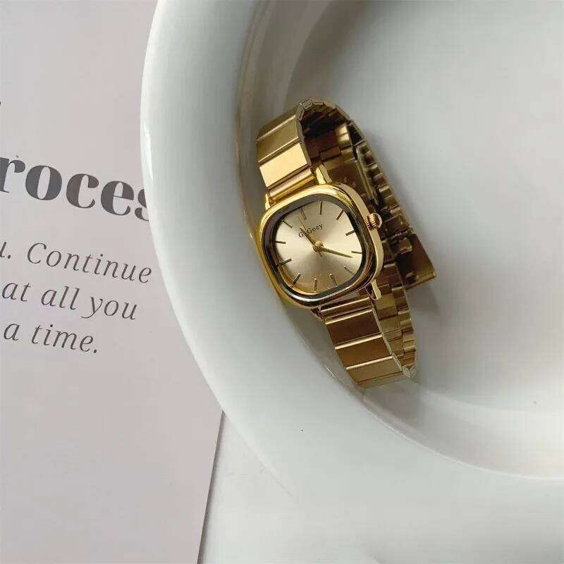 Women's Simple temperament casual style folding clasp quartz H260228