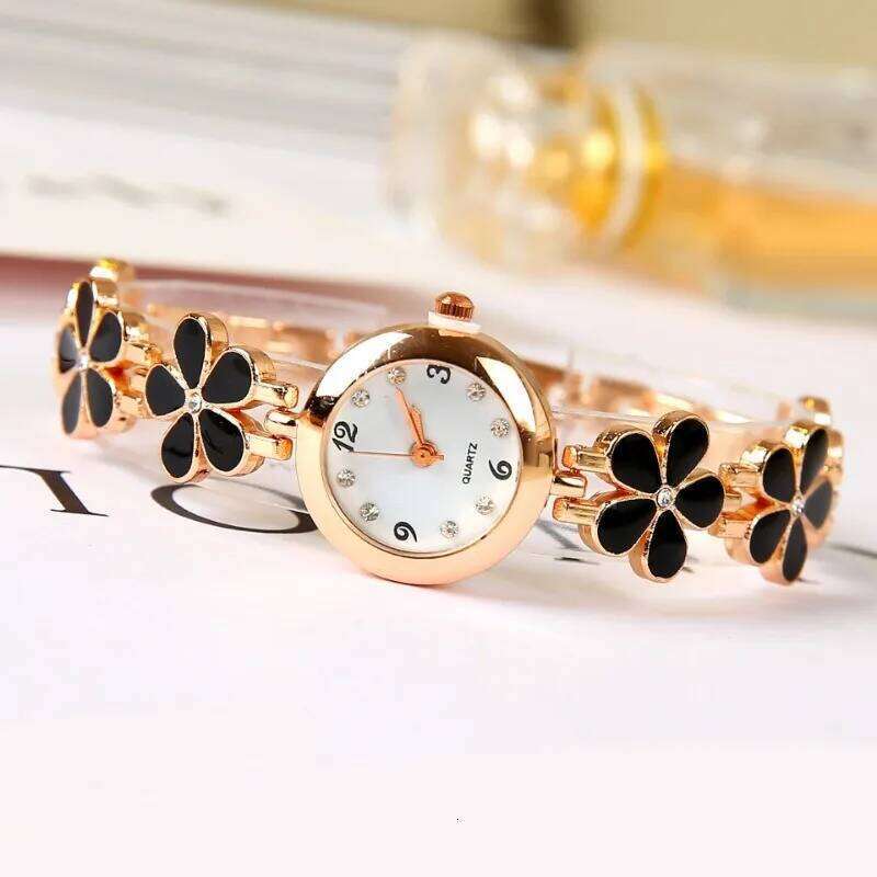 Graceful Women's Quartz : Elegant Black & Pink Floral Design - Perfect Gift Idea for Any Occasion H260228
