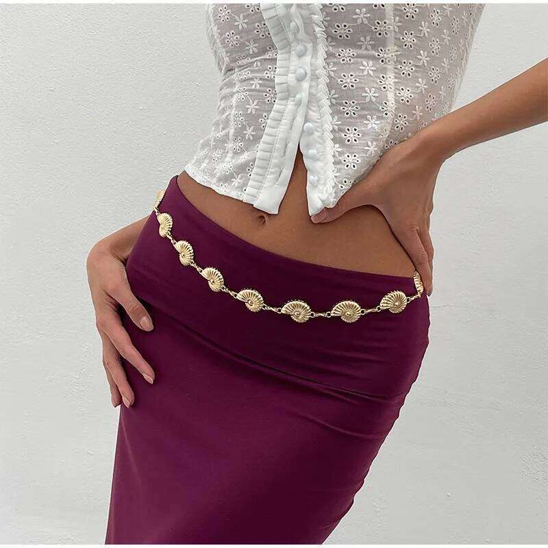 Beach Vacation Conch Pendant Female Golden Sexy Spicy Girl Ins Style Metal Body Chain Waist Decoration H260228