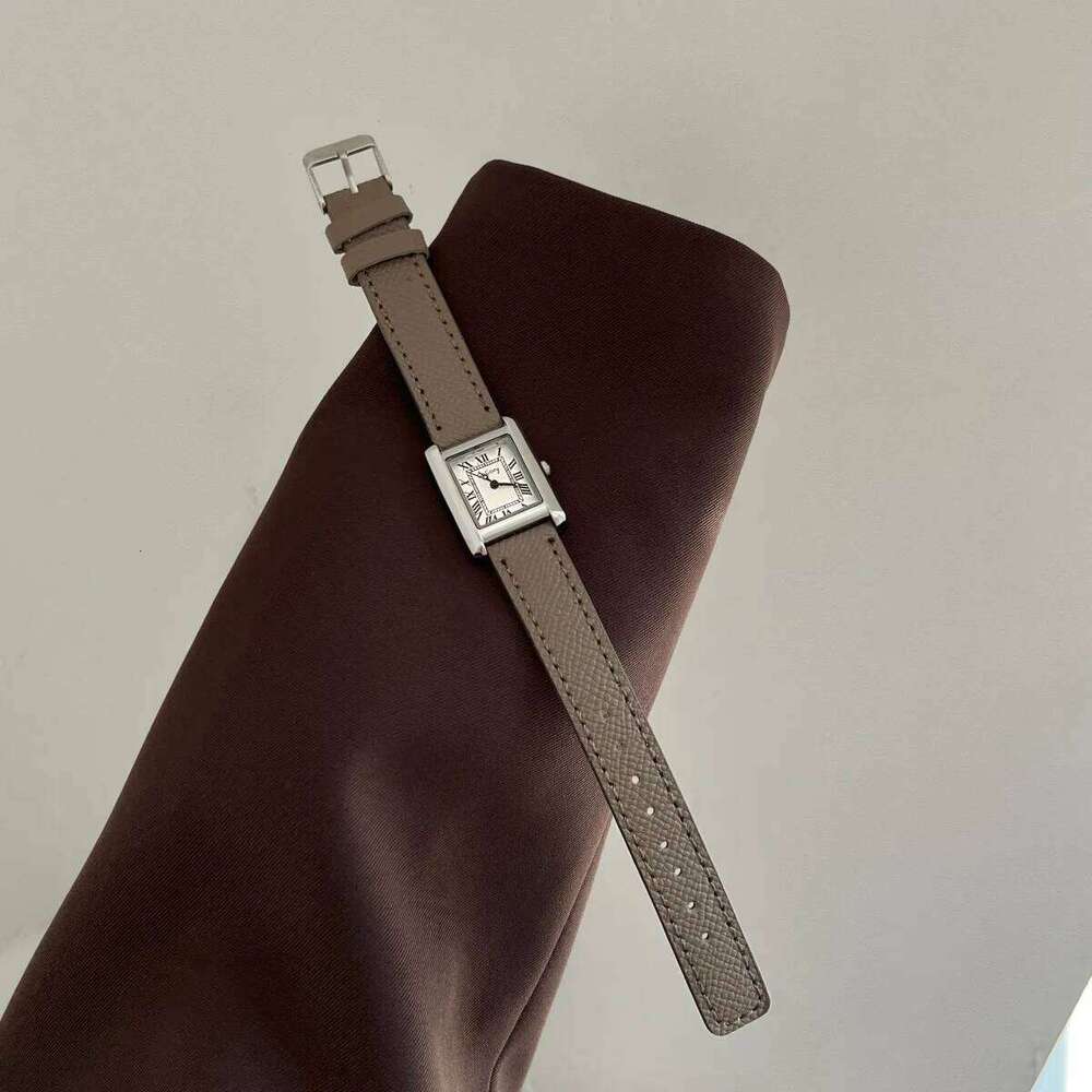 Square Small Retro Womens Girls Quartz es Tiny Female Women Dresses Lady Fashion Gift for Girlfriend H260228