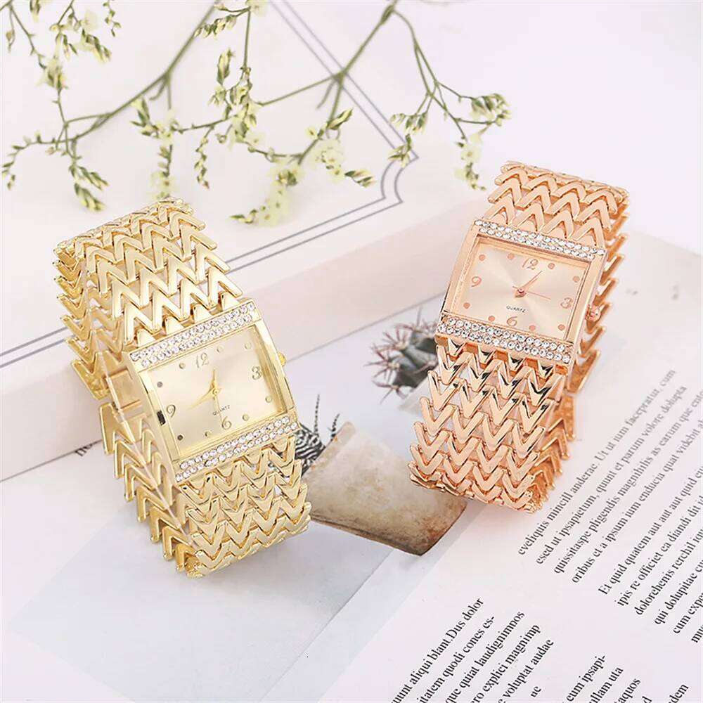 Golds Ladies Hot Fashion Simple Square Diamond Female Quartz es Stainless Steel Women Clock Dress H260228