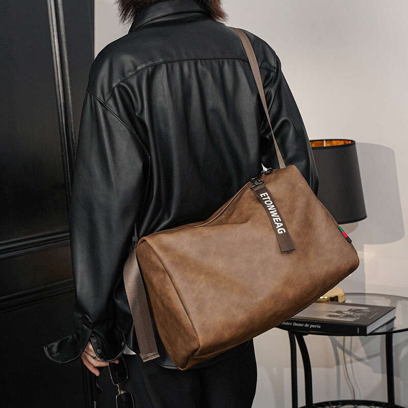 Luxury Shoulder Bags Totes Hobo New Large Capacity Fashion Gym Single Korean Style Men S Crossbody Casual Trendy Satchel Bag SENYY