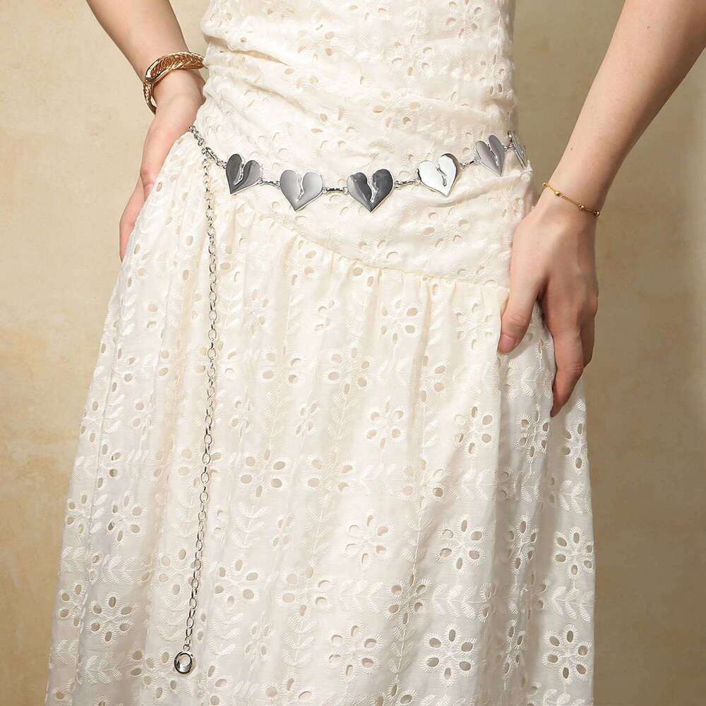 New heart-shaped fashion waist chain, a unique style high-end feel, suitable for pairing with skirts and pants. H260228