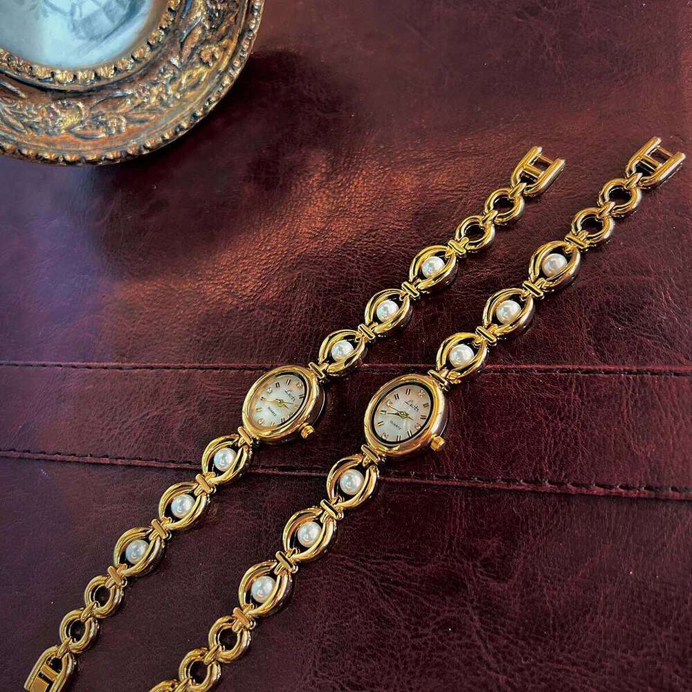 1pc French Fashionable Elegant Ladies' Pearl Strap 30m Waterproof Oval Quartz Wrist For Daily Wear Holiday for women H260228