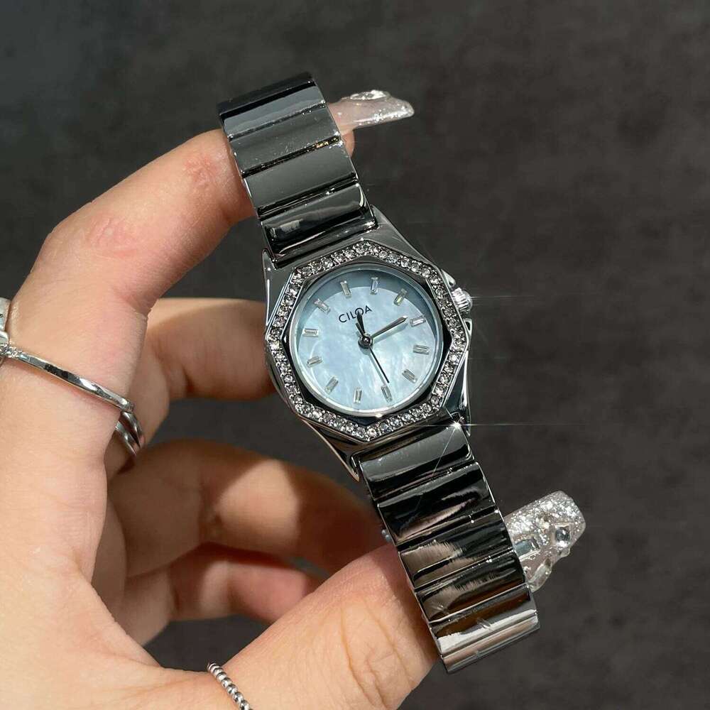 CILOA New Women's Retro Niche Light Artistic Fashion Quartz H260228