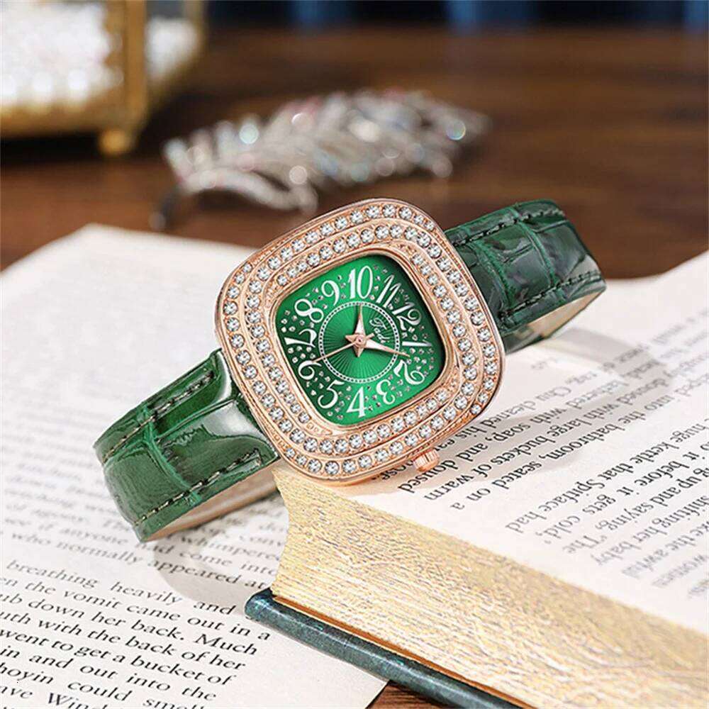 Fashion Full Star Luxury Ladies Square Arabic Numerals Quartz Casual Green Leather Women's Gift Clock Wrist H260228