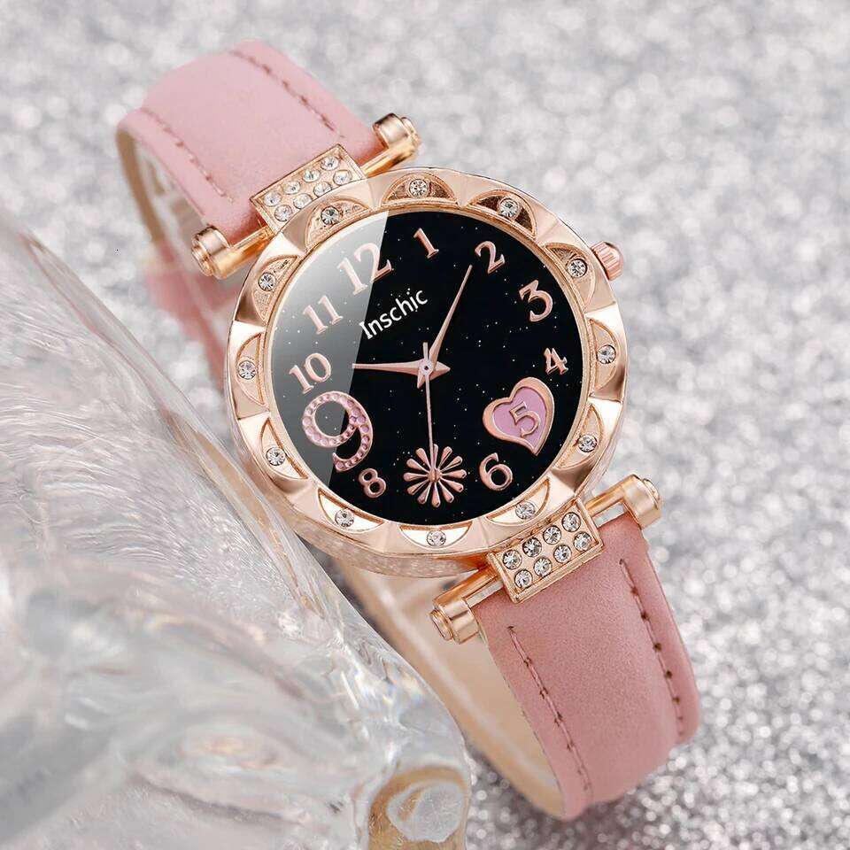 6PCS/Set Fashion Heart Dial Women's Casual Leather Band Analog Quartz Leaf s SetWithout Box H260228